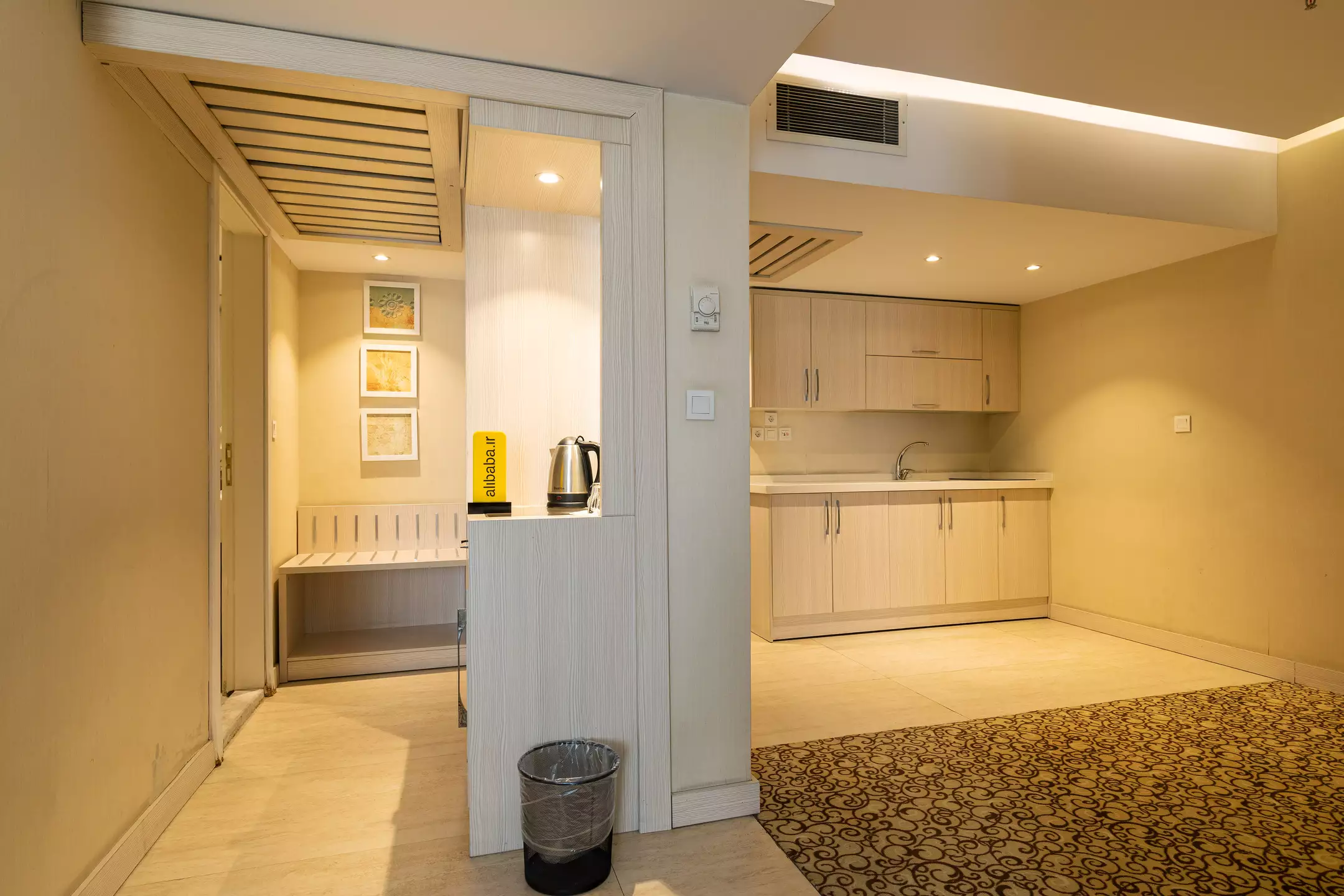 Alibaba https://cdn.alibaba.ir/ostorage/hotel-accommodation-images/68974327ac13a7ed0d86570e_توئین اقتصادی (1).webp